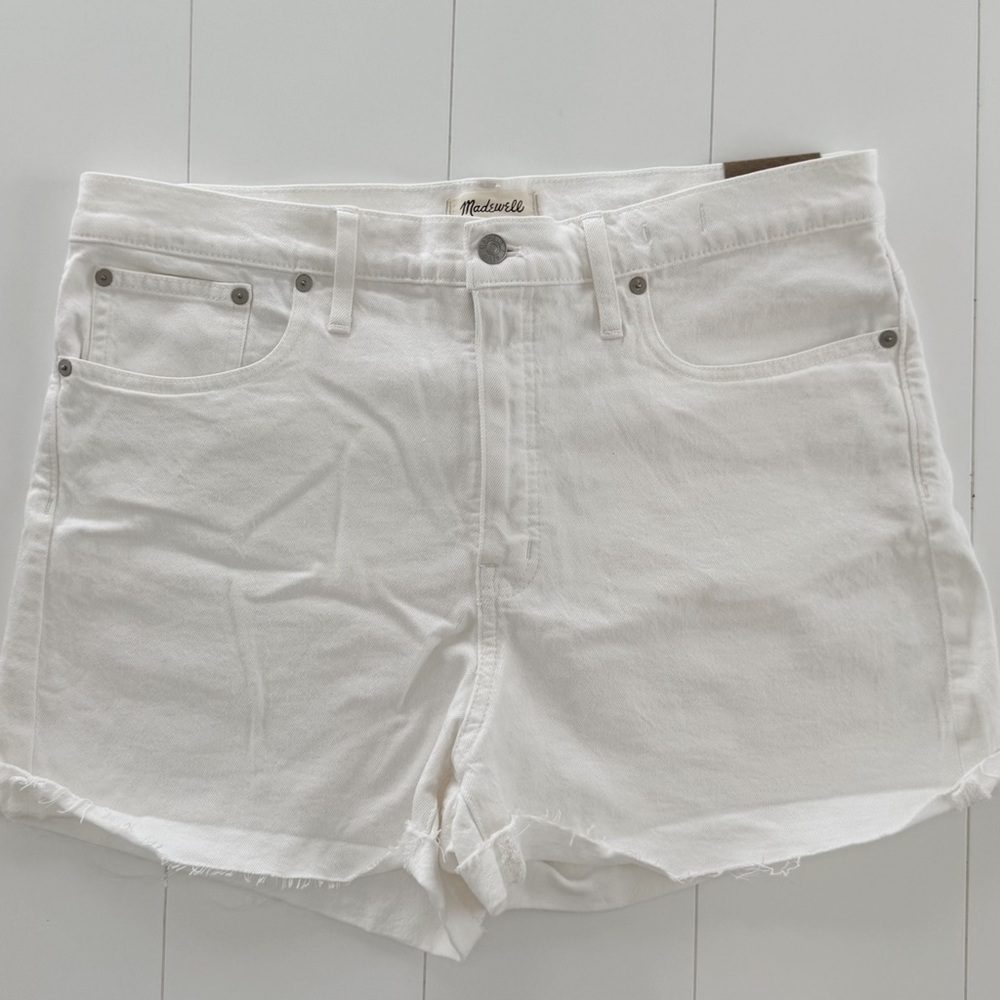 madewell jean shorts!